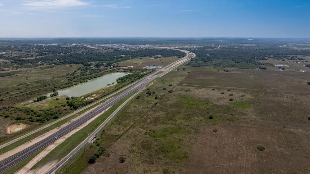 18804 Nw Zac Lentz Parkway Victoria, TX 77905