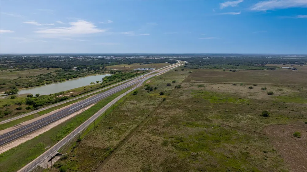 18804 Nw Zac Lentz Parkway Victoria, TX 77905
