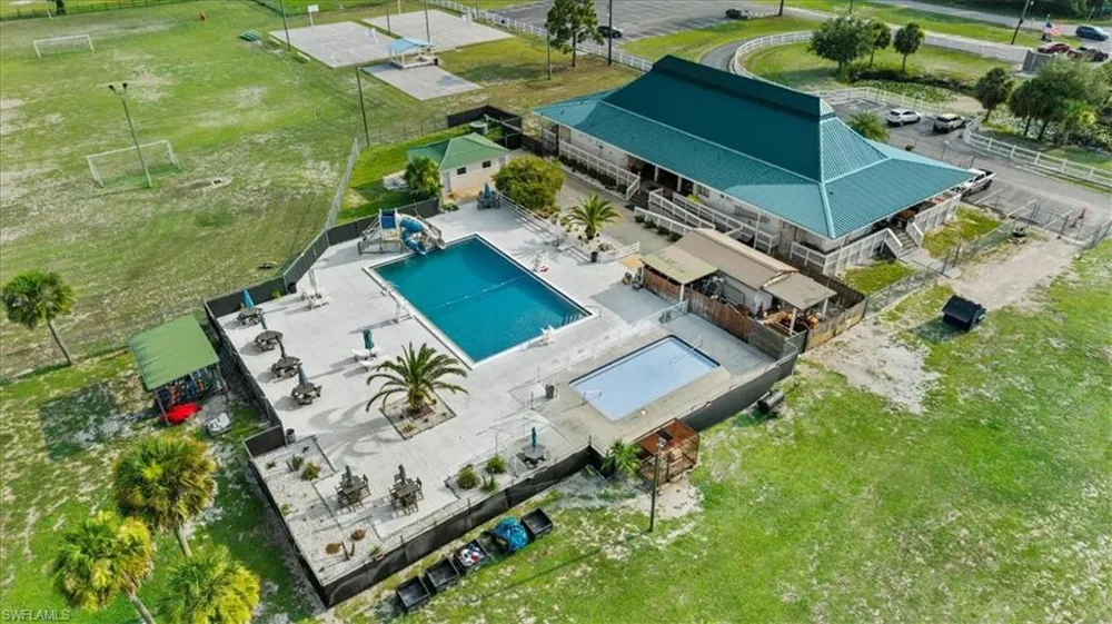 535 S Hacienda Street Clewiston, FL 33440