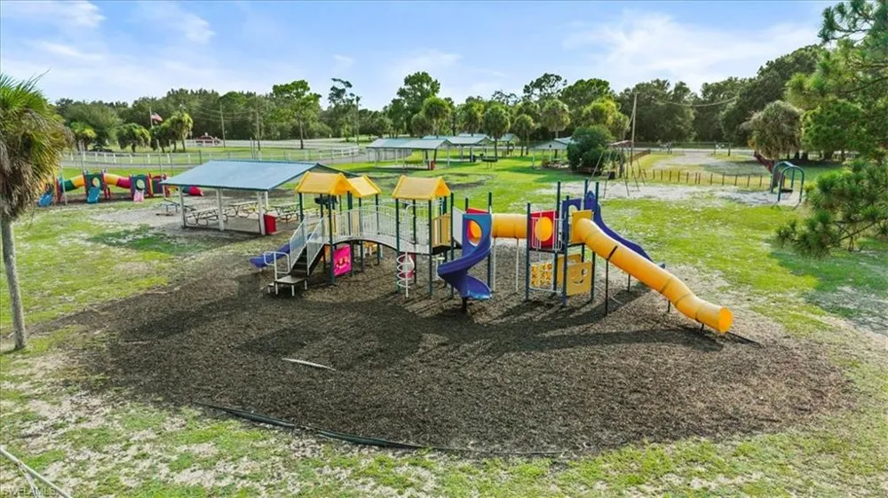 535 S Hacienda Street Clewiston, FL 33440