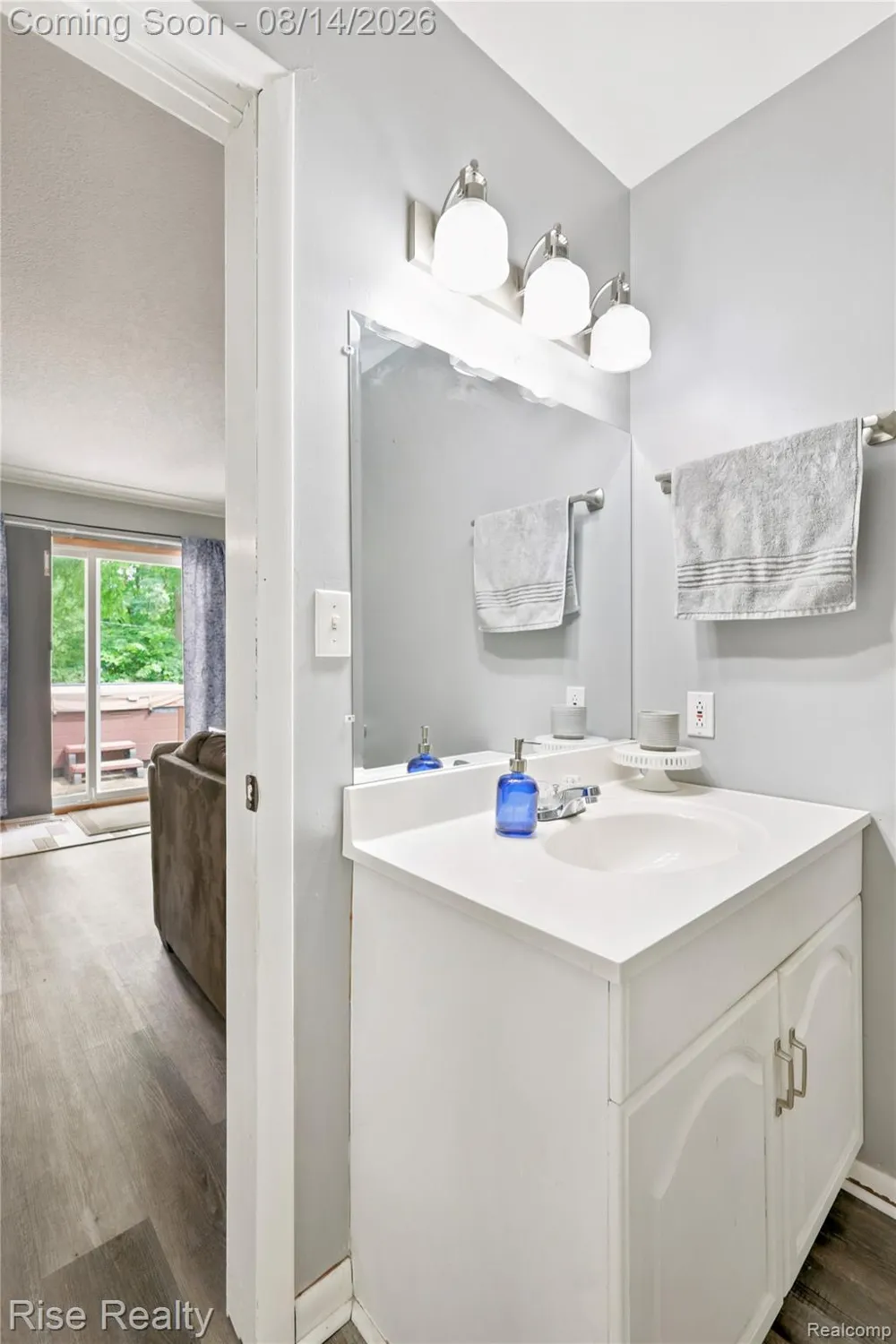 10215 W Frances Road Flushing Charter Township, MI 48433