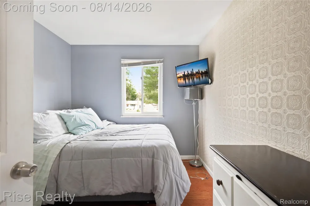 10215 W Frances Road Flushing Charter Township, MI 48433