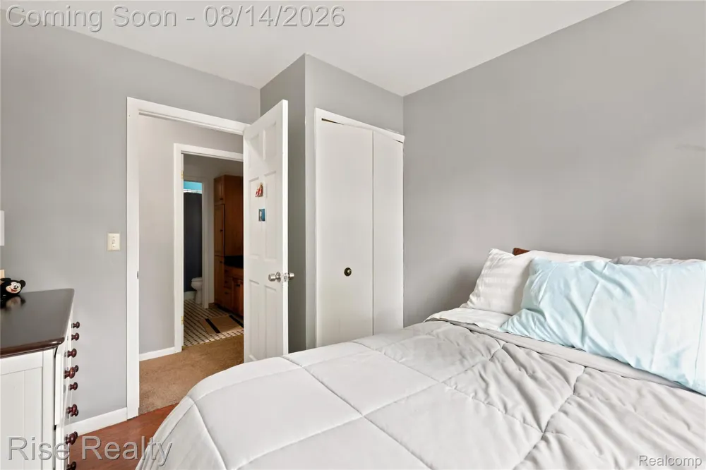 10215 W Frances Road Flushing Charter Township, MI 48433