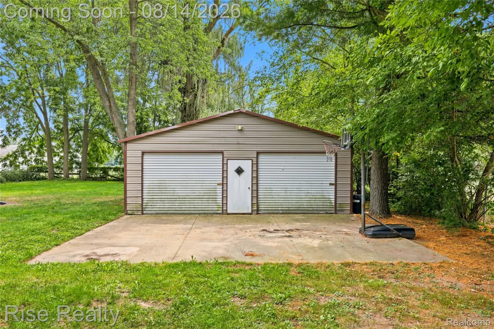 10215 W Frances Road Flushing Charter Township, MI 48433