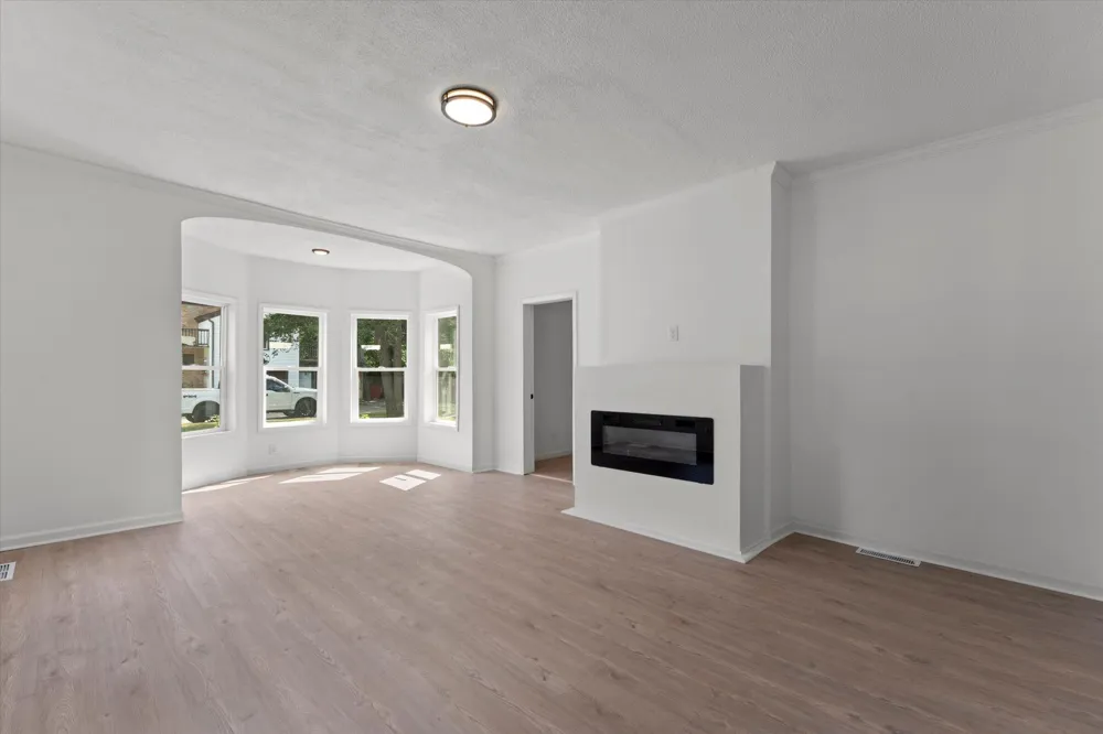 1118 Colfax Avenue Benton Harbor City, MI 49022