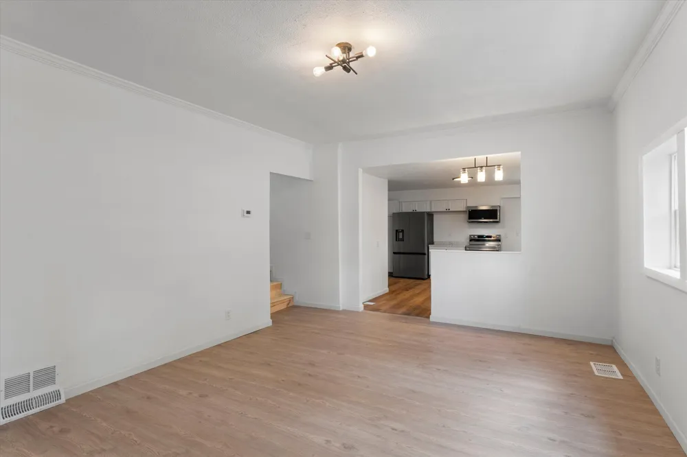 1118 Colfax Avenue Benton Harbor City, MI 49022