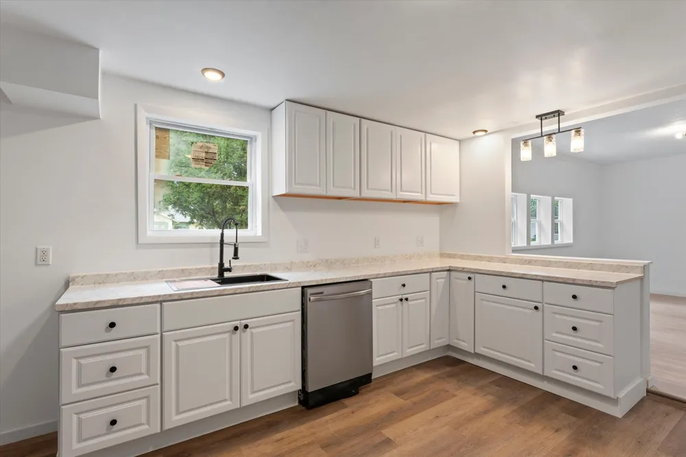 1118 Colfax Avenue Benton Harbor City, MI 49022