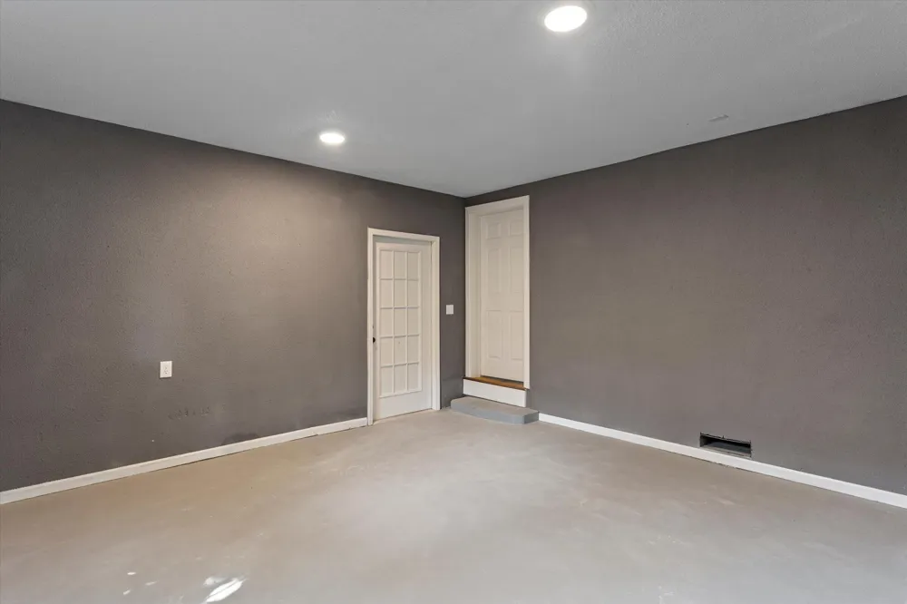 1118 Colfax Avenue Benton Harbor City, MI 49022