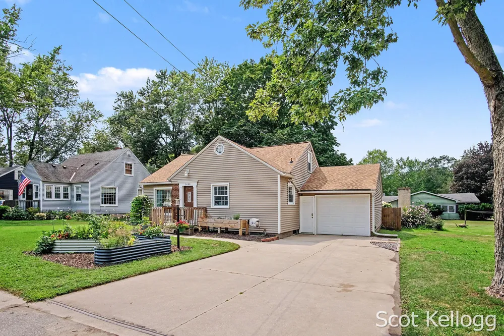 3468 Hubbard Street Heath Township, MI 49419
