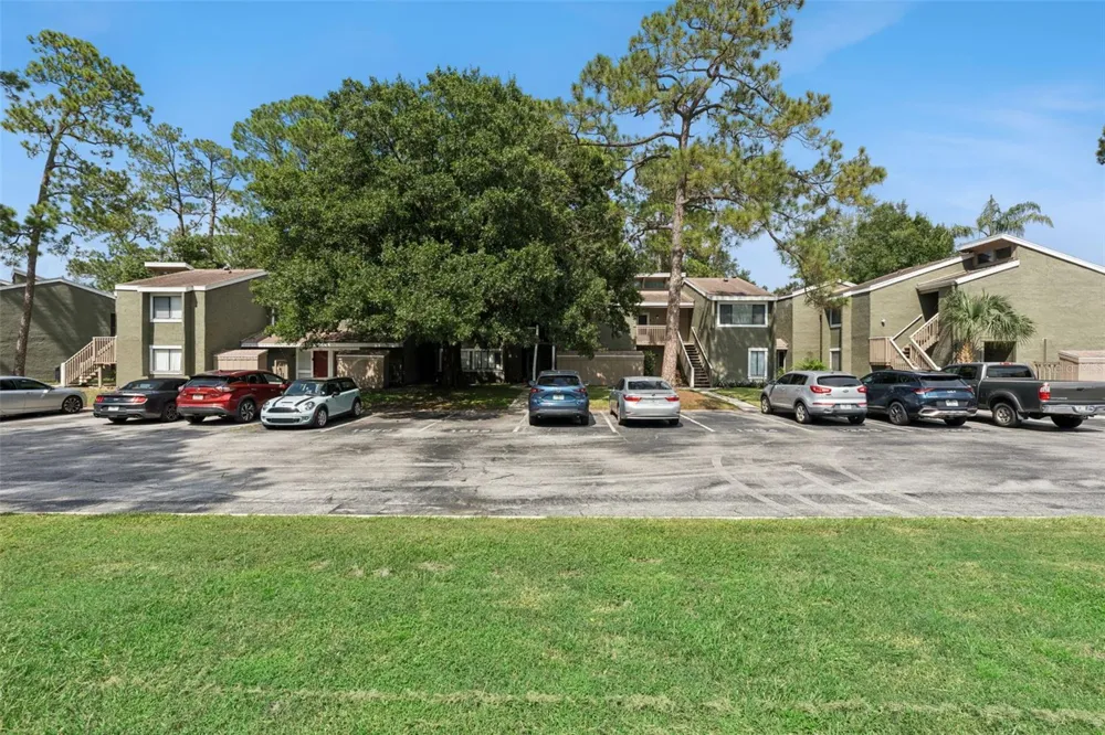 6168 PEREGRINE AVENUE #12B Orlando, FL 32819