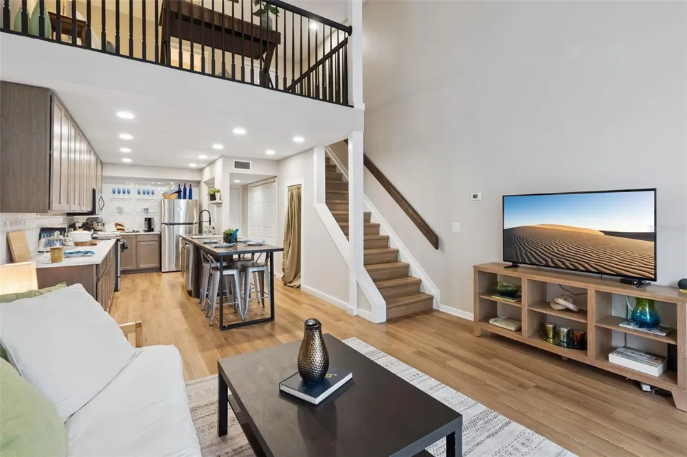 6168 PEREGRINE AVENUE #12B Orlando, FL 32819
