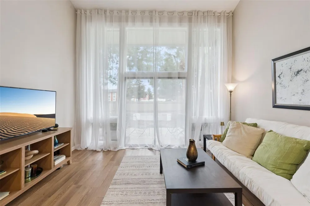 6168 PEREGRINE AVENUE #12B Orlando, FL 32819