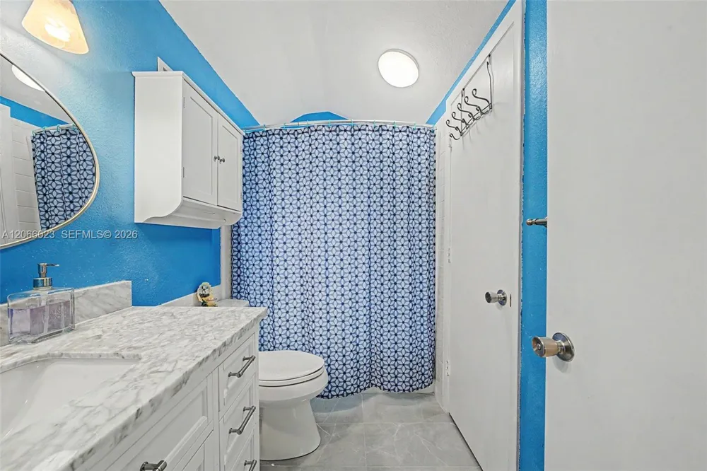 137 McCoy Dr Lake Placid, FL 33852