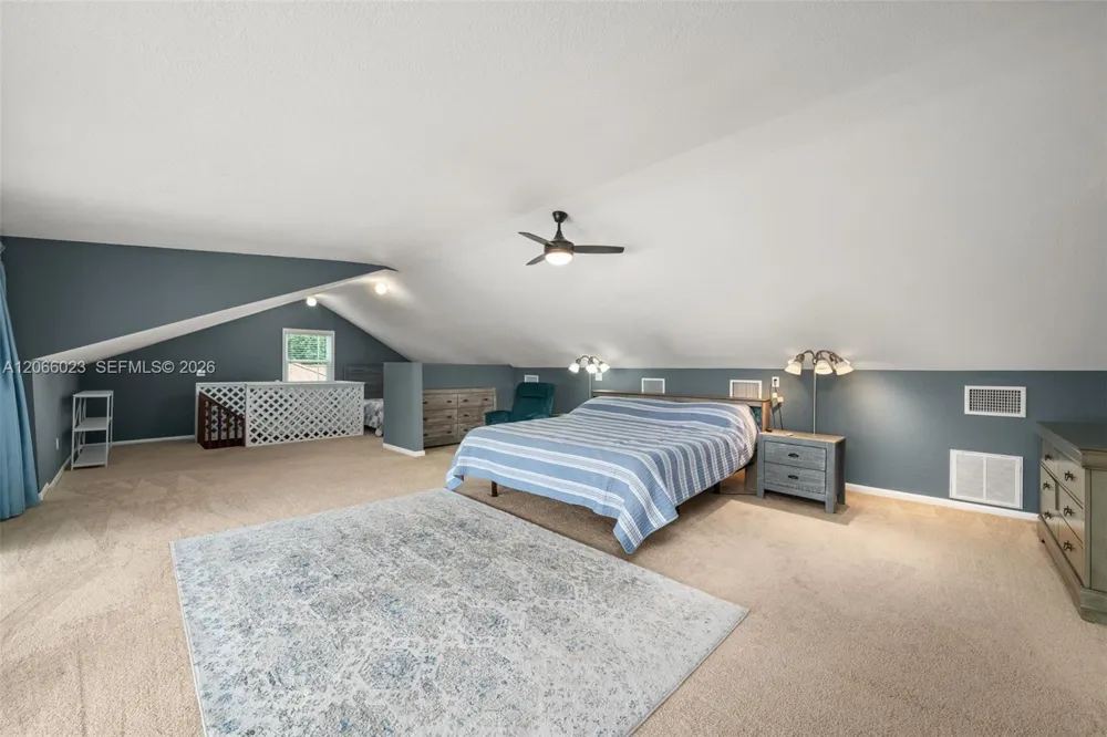 137 McCoy Dr Lake Placid, FL 33852