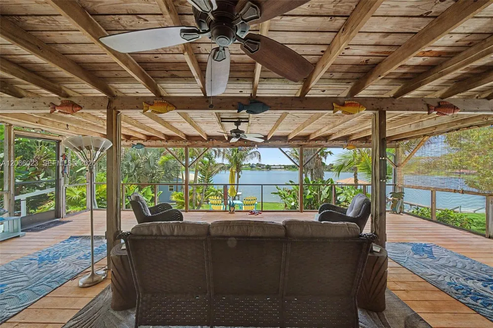 137 McCoy Dr Lake Placid, FL 33852