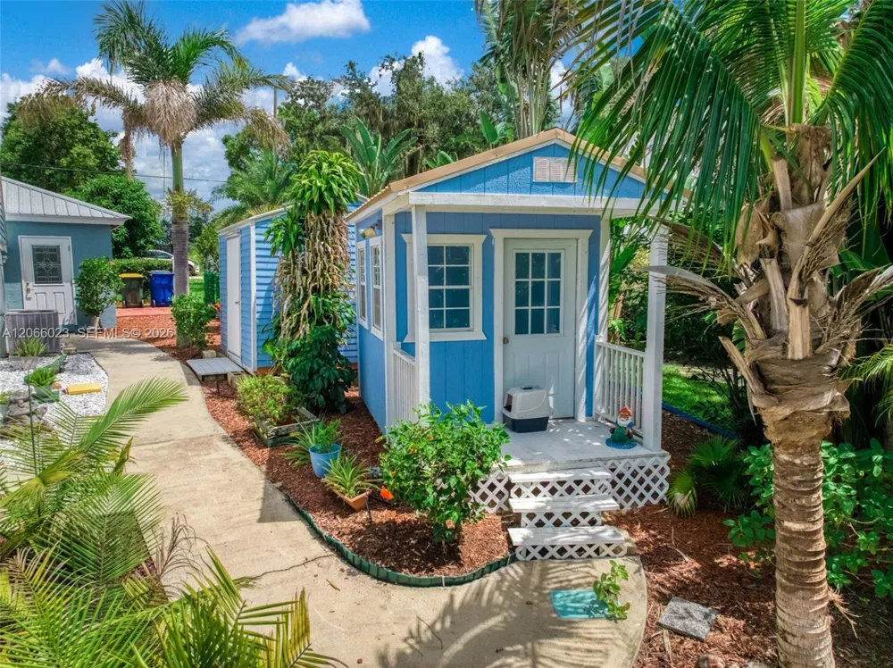 137 McCoy Dr Lake Placid, FL 33852