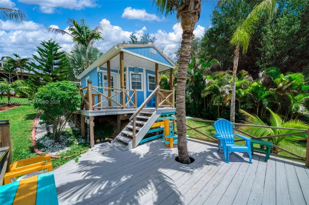 137 McCoy Dr Lake Placid, FL 33852