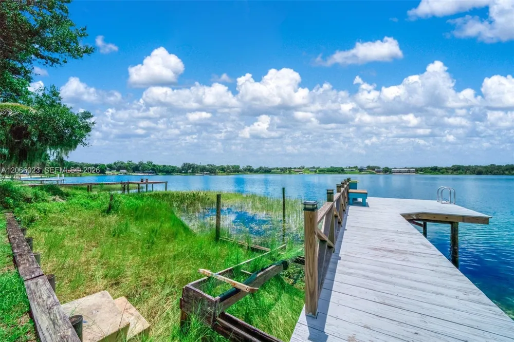 137 McCoy Dr Lake Placid, FL 33852