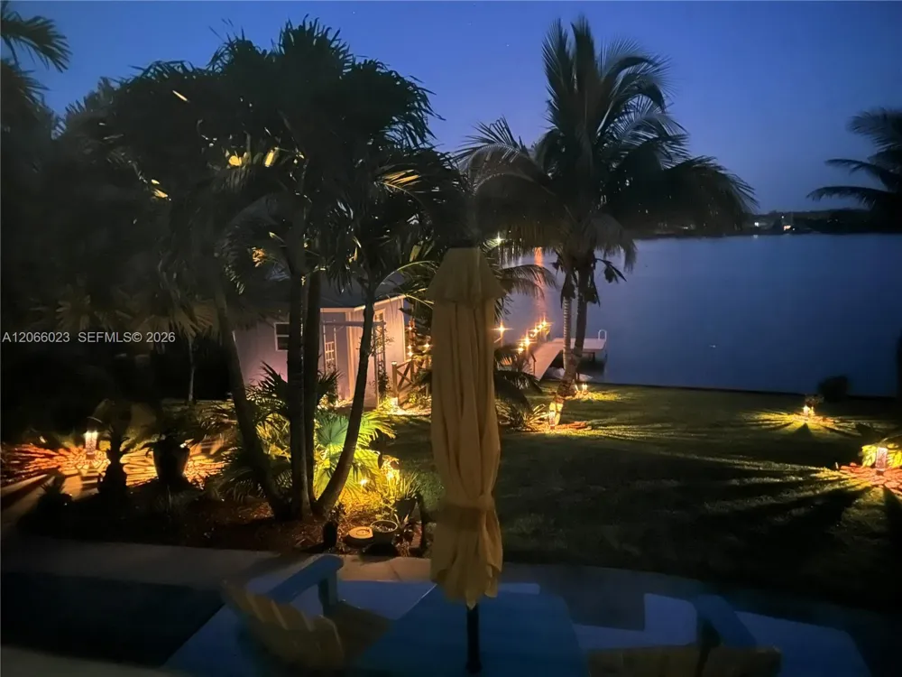 137 McCoy Dr Lake Placid, FL 33852