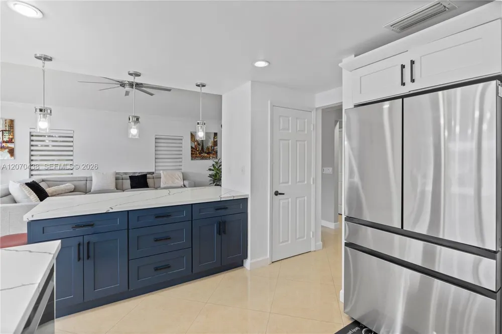 451 NW 194th Ave Pembroke Pines, FL 33029