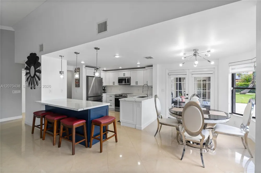 451 NW 194th Ave Pembroke Pines, FL 33029