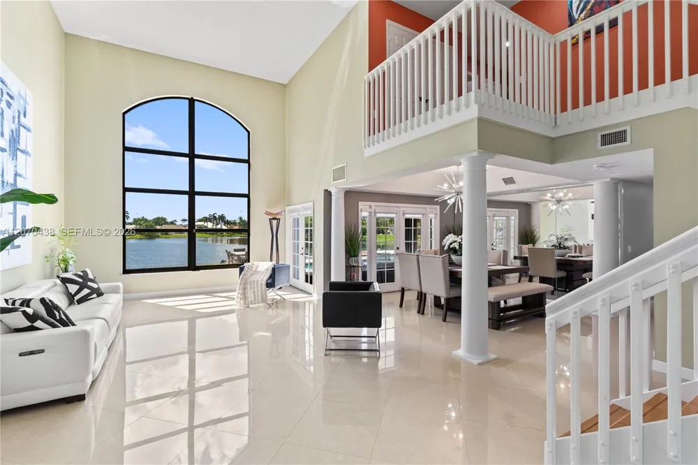 451 NW 194th Ave Pembroke Pines, FL 33029