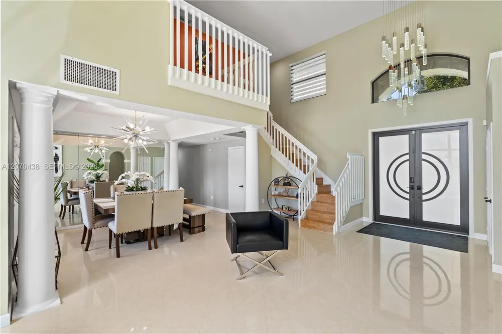 451 NW 194th Ave Pembroke Pines, FL 33029