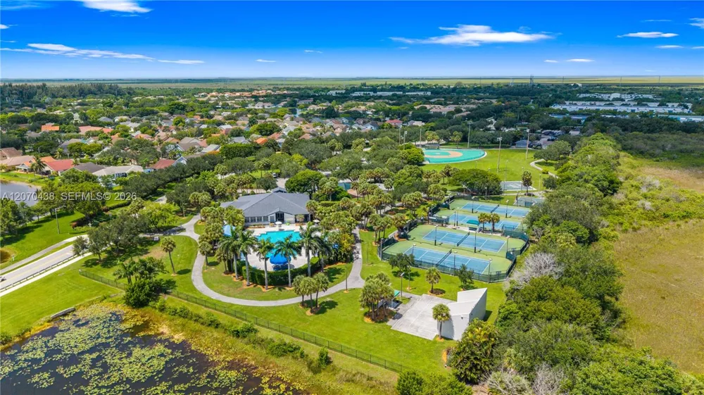 451 NW 194th Ave Pembroke Pines, FL 33029