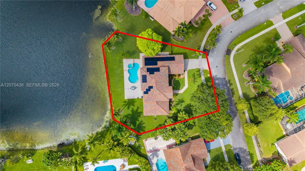 451 NW 194th Ave Pembroke Pines, FL 33029
