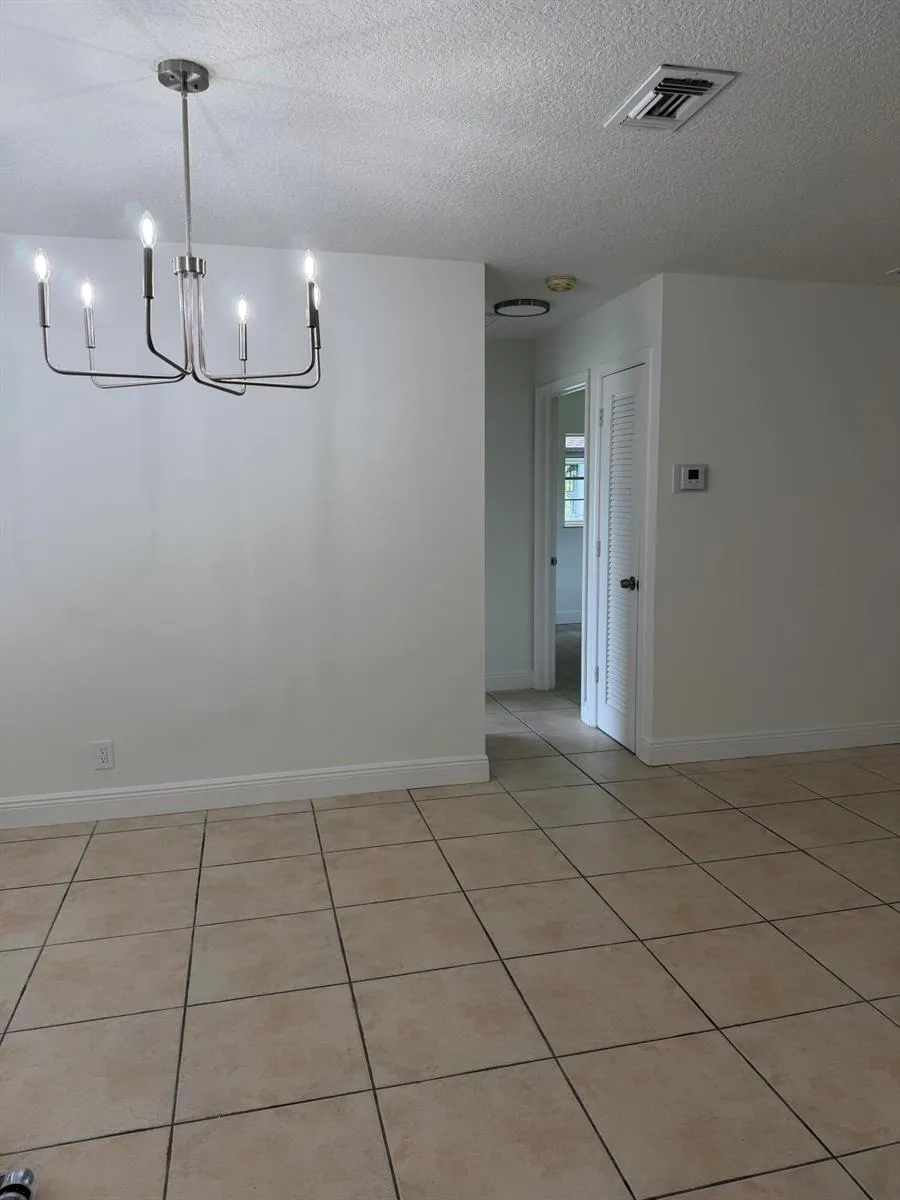 9646 Ohio Place Boca Raton, FL 33434