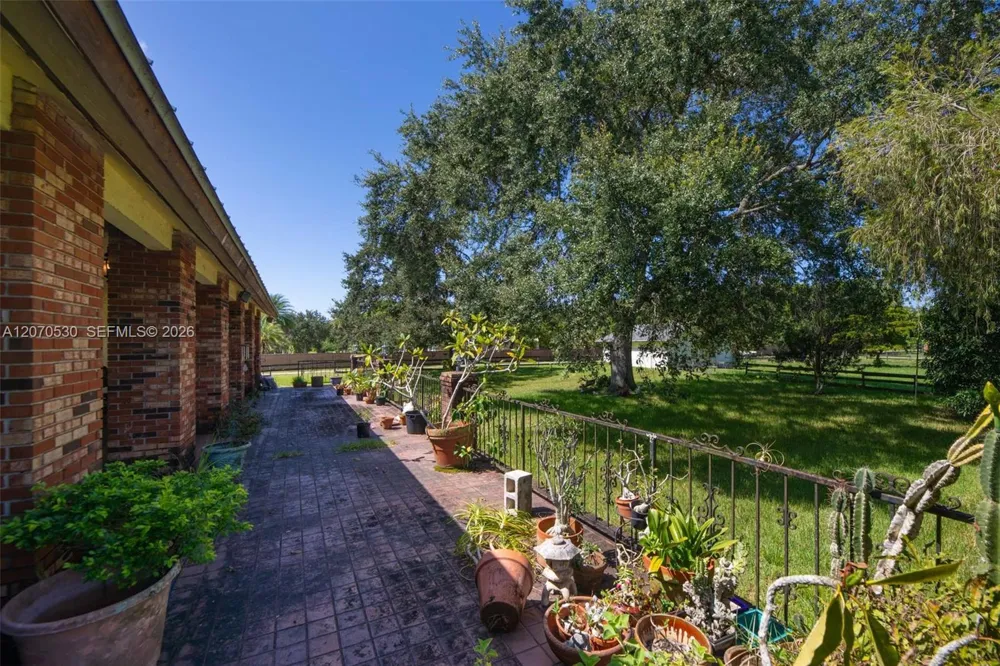 5501 SW 136th Ave Southwest Ranches, FL 33330
