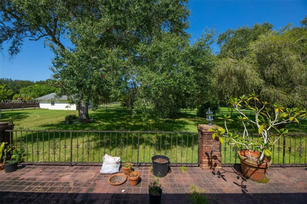 5501 SW 136th Ave Southwest Ranches, FL 33330