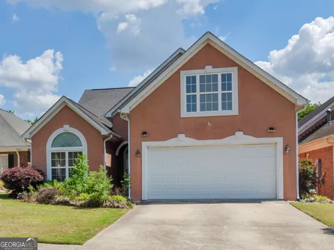 102 Carron LN