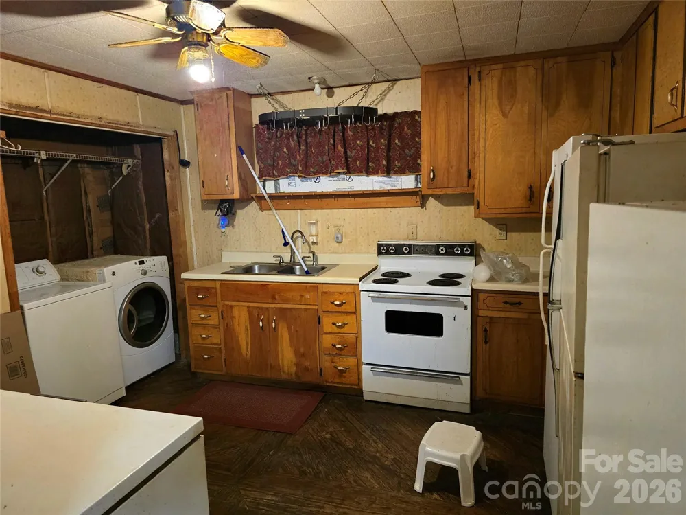 9110 Wilson Road Hildebran, NC 28637