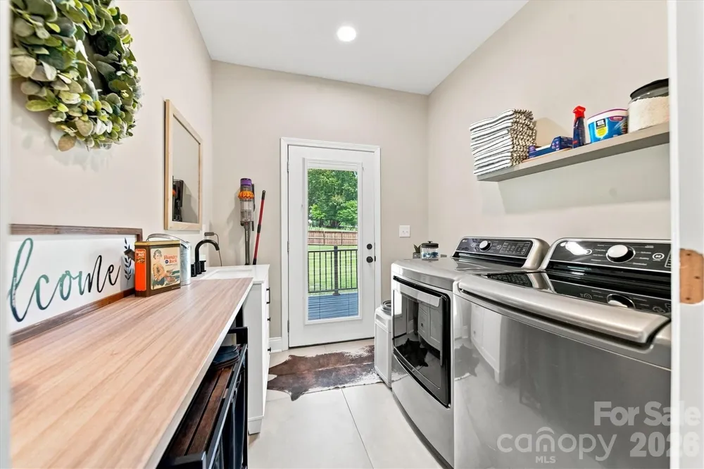 34 Colts Neck Lane Taylorsville, NC 28681