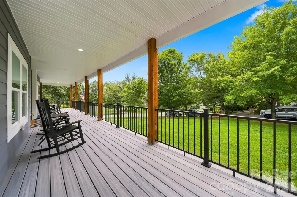34 Colts Neck Lane Taylorsville, NC 28681