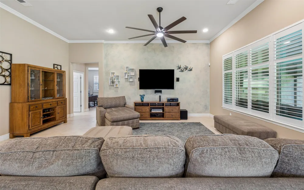 9905 Teakwood Avenue Denton, TX 76207