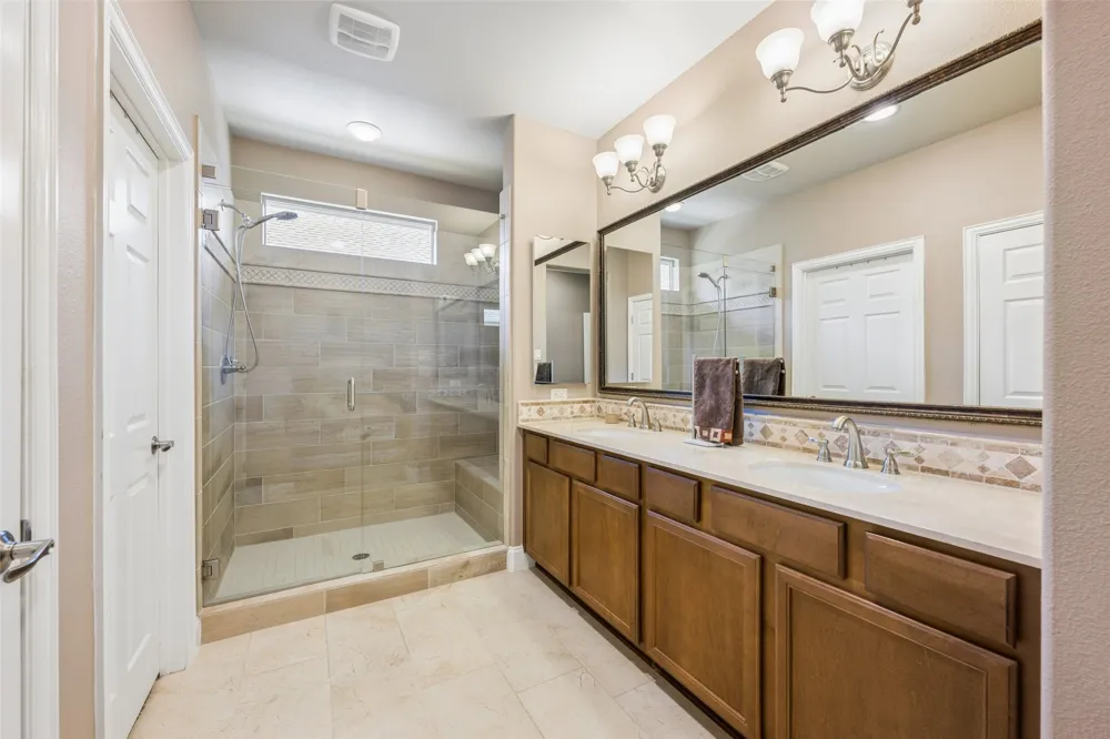 9905 Teakwood Avenue Denton, TX 76207
