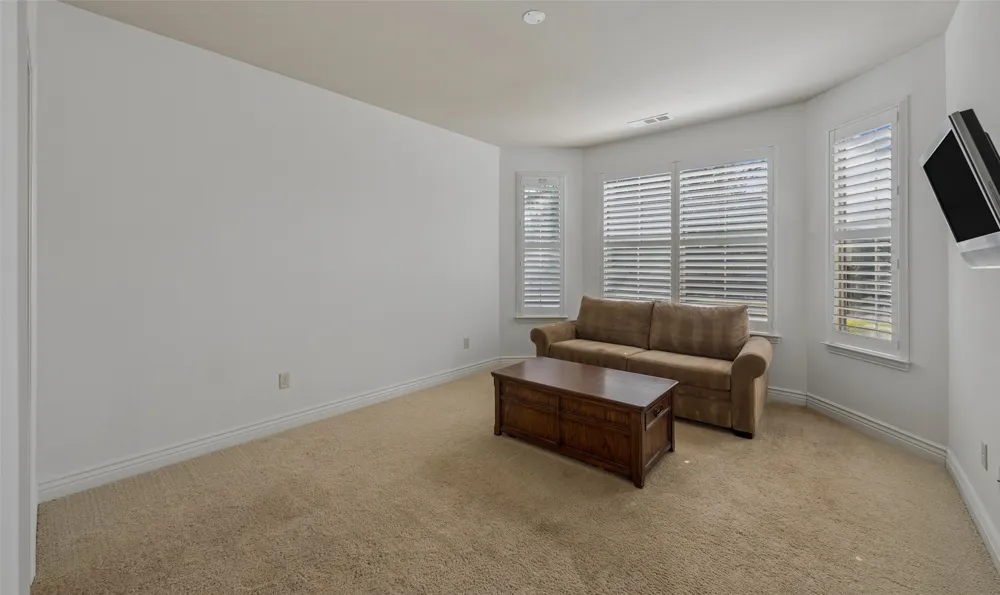 9905 Teakwood Avenue Denton, TX 76207