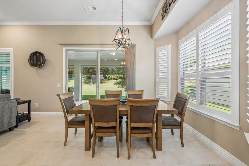 9905 Teakwood Avenue Denton, TX 76207