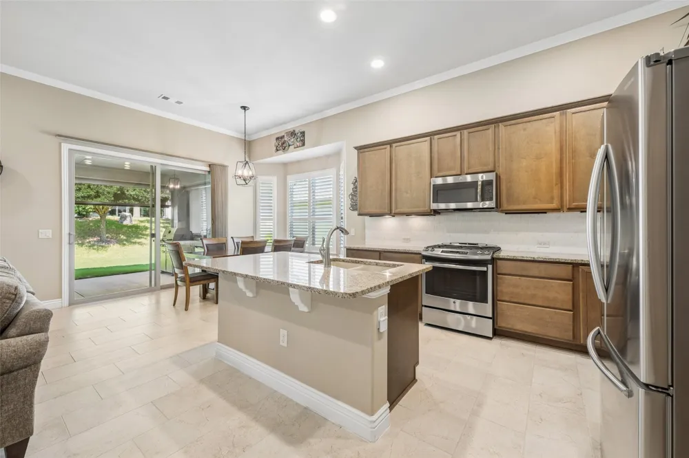 9905 Teakwood Avenue Denton, TX 76207