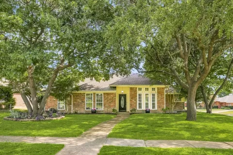4224 Pike Court
