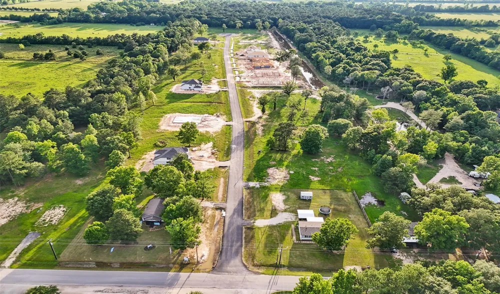 1081 Tarkington Timbers Drive Cleveland, TX 77327