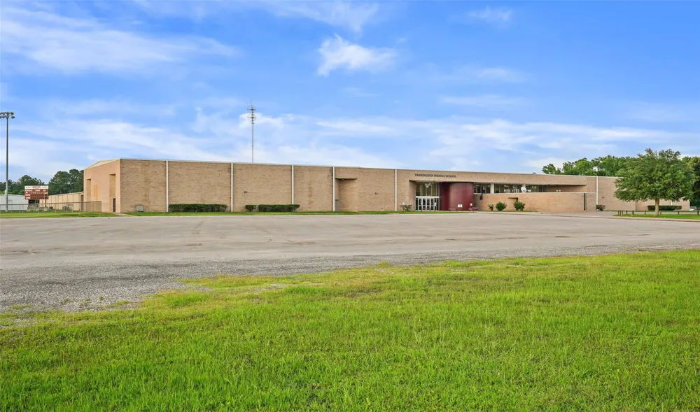 1081 Tarkington Timbers Drive Cleveland, TX 77327