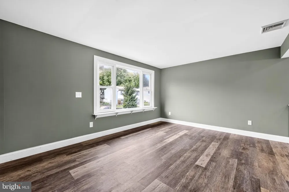 510 POPLAR STREET Bally, PA 19503
