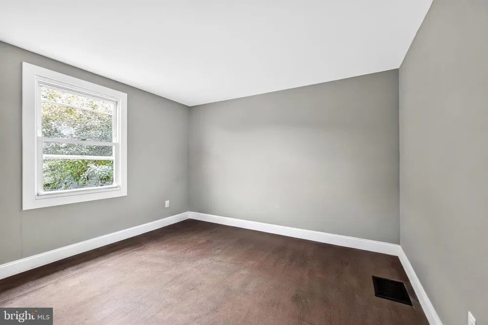 510 POPLAR STREET Bally, PA 19503