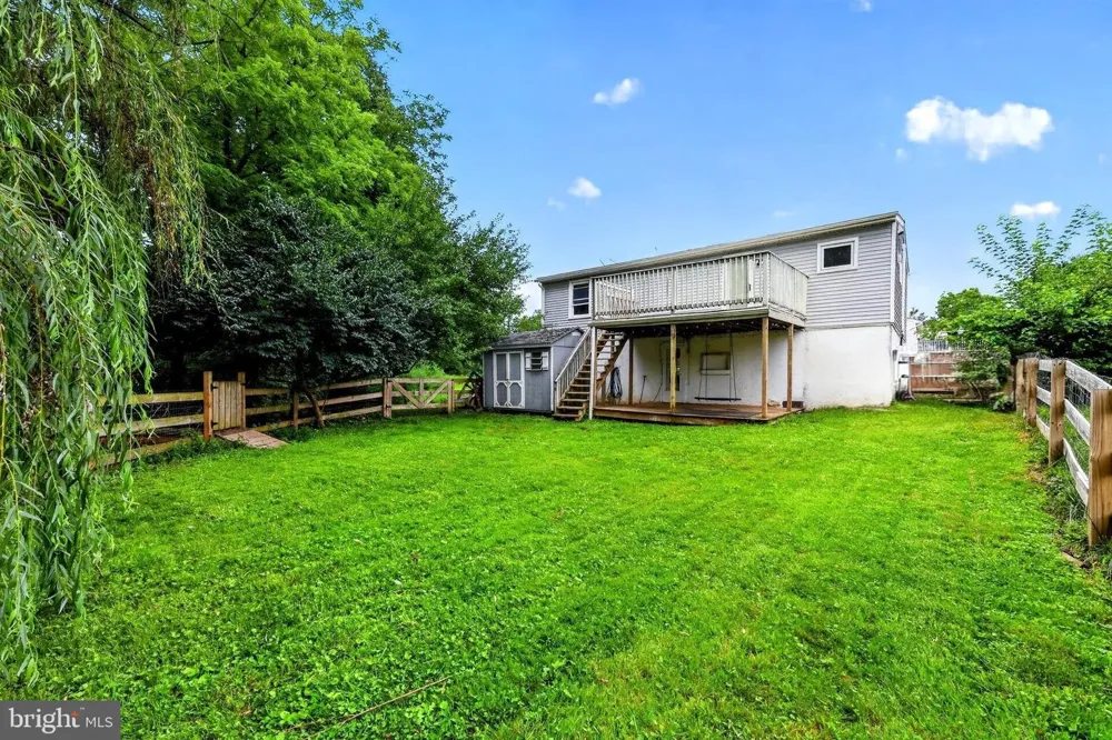 510 POPLAR STREET Bally, PA 19503