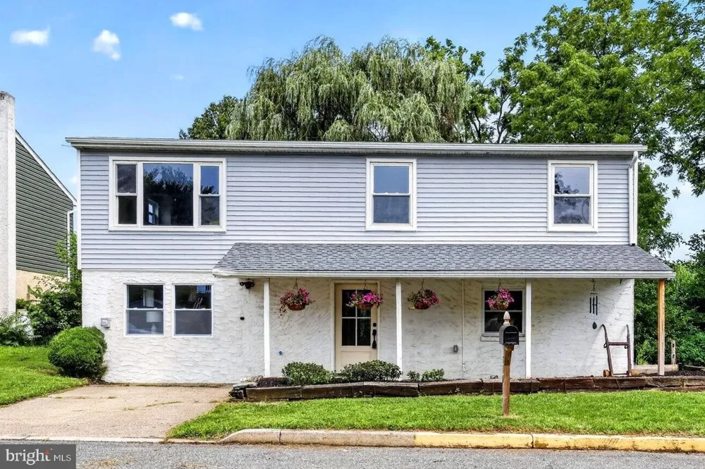 510 POPLAR STREET Bally, PA 19503