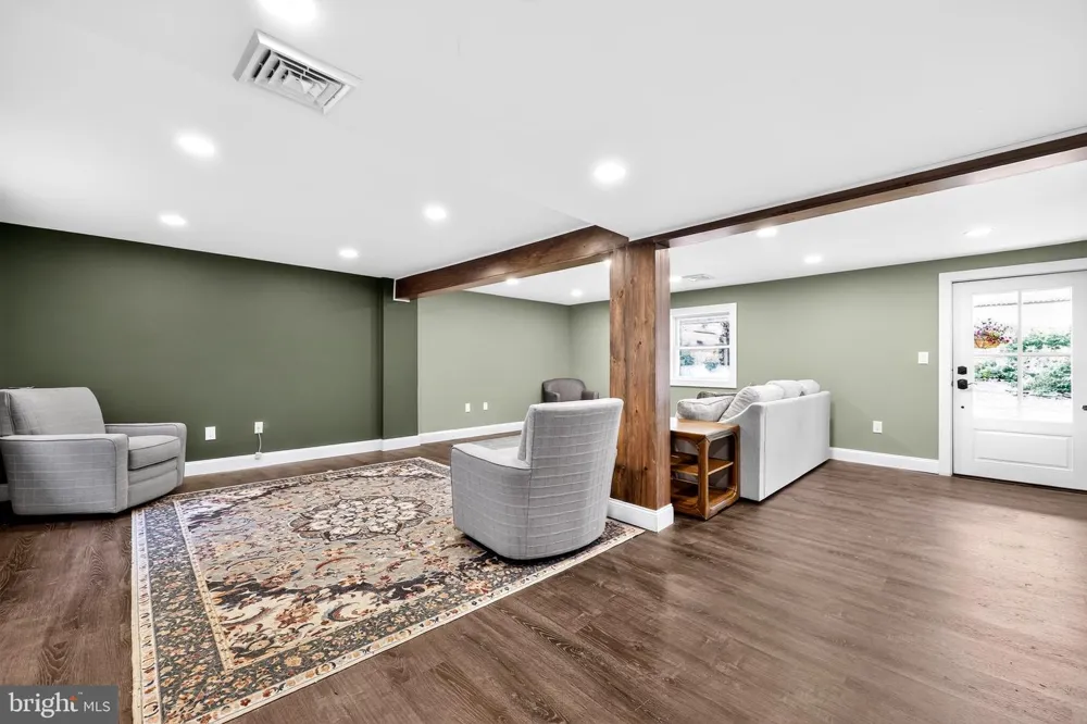 510 POPLAR STREET Bally, PA 19503