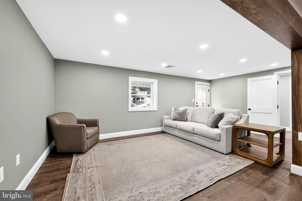 510 POPLAR STREET Bally, PA 19503
